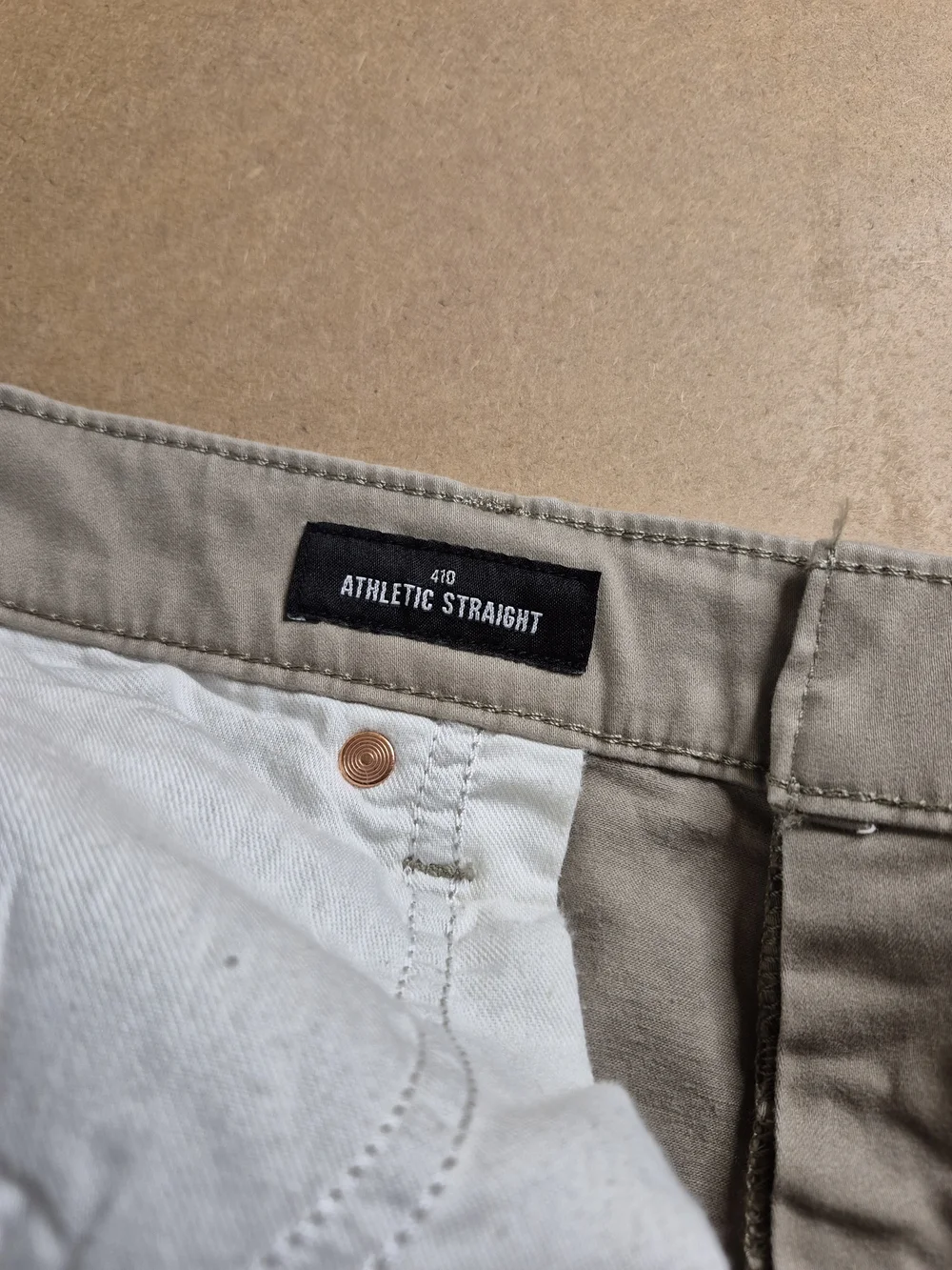 Lucky Brand Men's Straight Fit Chinos in Light Tan 4587/7